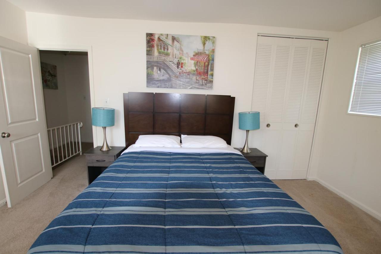 Luxury Villa And Apartments Феърфакс Екстериор снимка